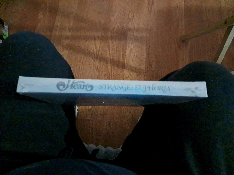 Heart  - Strange Euphoria Box 3CD+DVD, Epic Jun-2012, 51 Tracks + DVD Sealed Foto 4 de 4