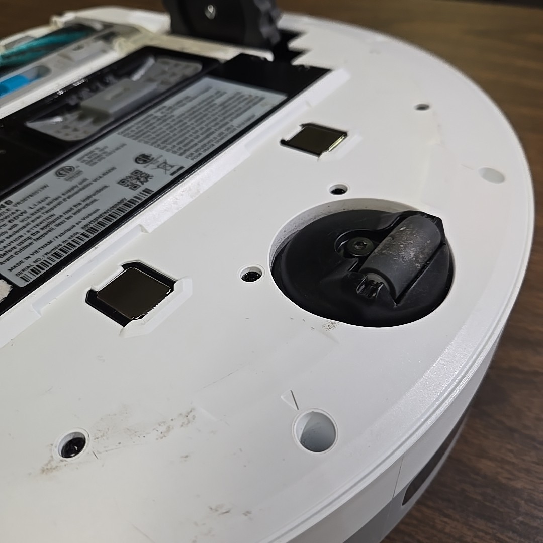 Samsung Jet Bot Robot Vacuum Model VR30T85513W White For Parts Only