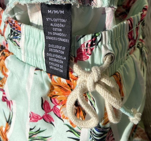 Neu Shorts Hawaiian Good Vibes bequem sexy Blumen Taschen Gr. M #e17 - Bild 10 von 10