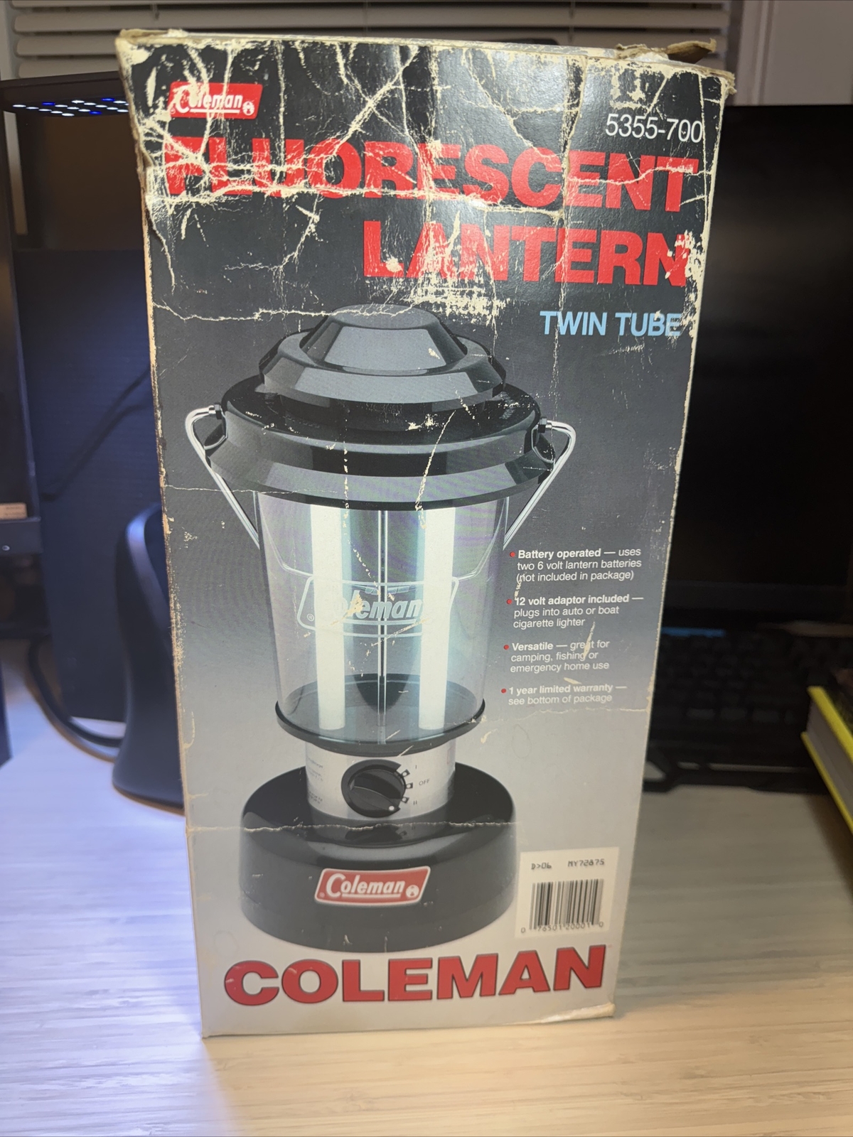 Coleman 5355A700 Twin Tube Fluorescent Lantern - NO 6V Lantern Battery