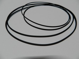 Set Di Cinghie Per Nastro Adatto Per Grundig TK 126 A Rubber - Foto 2