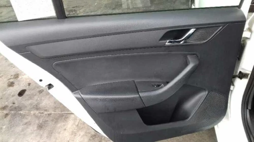 5J0035161E System Audio / Radio/CD für SKODA Rapid ( Nh ) Active 2013 2242349 - Bild 6 von 10