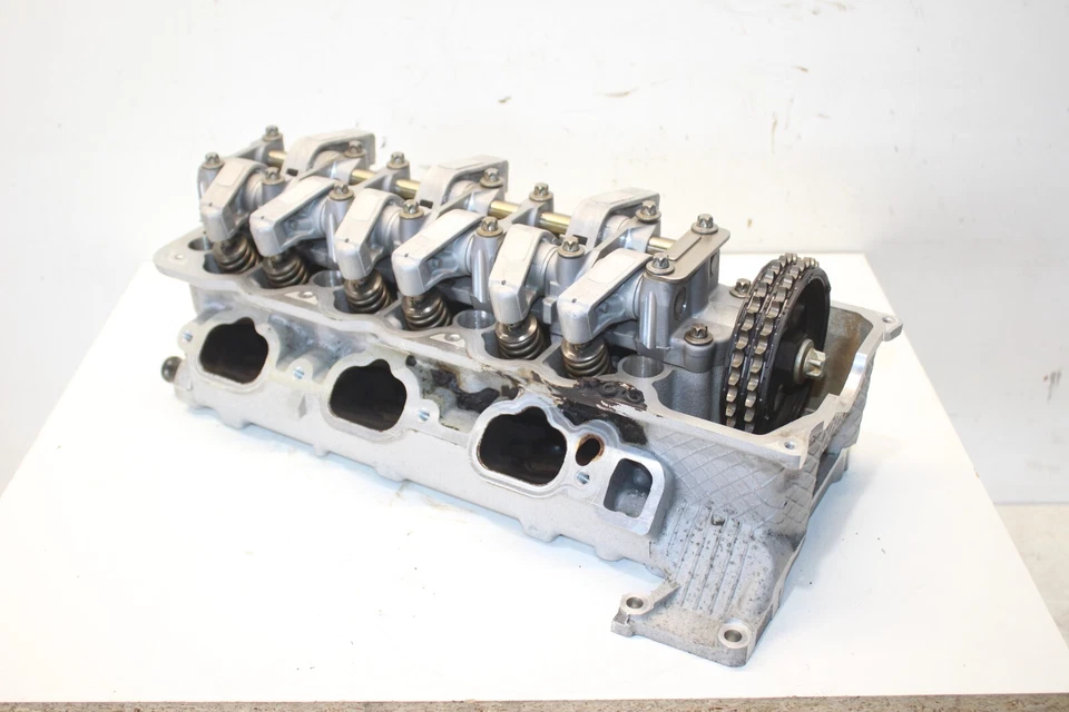 Mercedes-Benz S350 2006 culata del motor lado derecho del pasajero OEM Foto 2 de 4