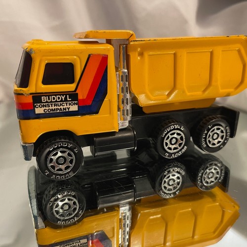 Vintage 1980's Yellow BUDDY L Dump Truck Die-cast Vehicle 6" long Made In Macau - Picture 2 of 7