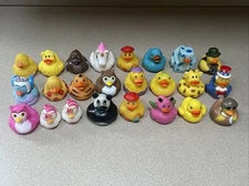 RUBBER DUCKS Duckies LOT OF 24 ASSORTED Jeep Ducking FLOATERS Bath Toys