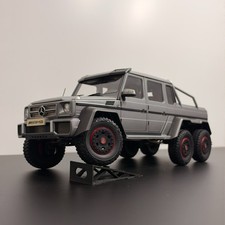 1:18 AUTOart Mercedes-Benz G63 AMG 6x6 76308 Designo Platinum Magno NLA & Rare!!