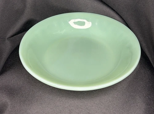 Anchor Hocking Fire King Jadeite Desert/Berry Bowl Vintage 7.5" Smooth Vintage A