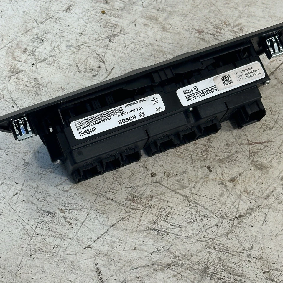 Nuevo interruptor de puerta de ventana principal delantero OEM 2007-2008 Cadillac Escalade ESV 07-08 Foto 4 de 4