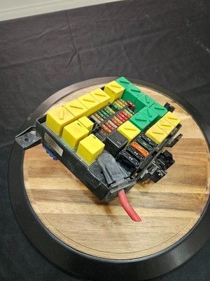 RANGE ROVER HSE P38 OEM FRONT SAM FUSE BOX RELAY FUSES ASPEN BLOCK 95-02