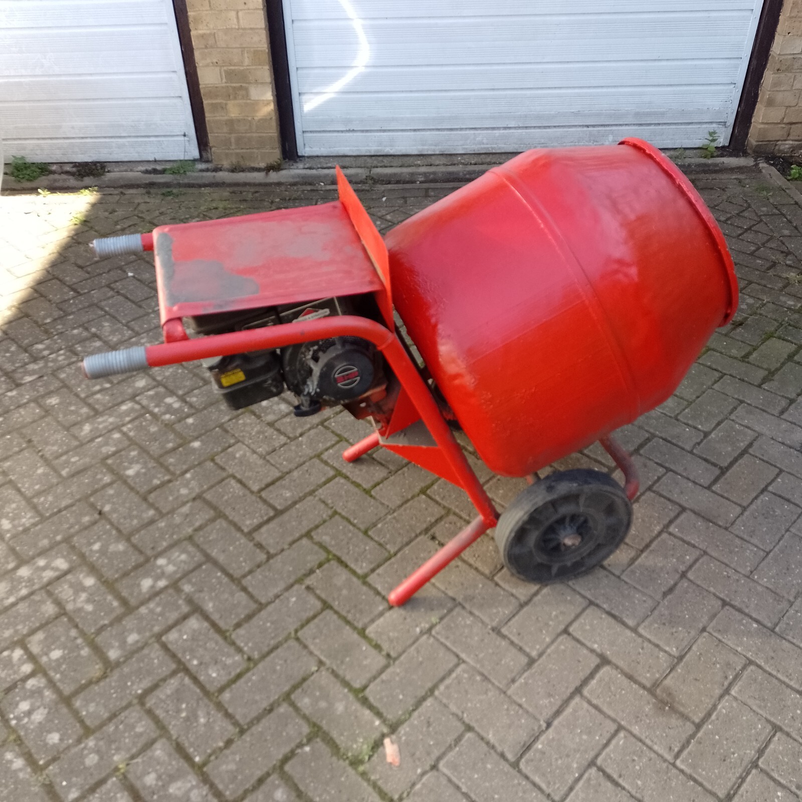 Belle Petrol Cement mixer with Briggs and Stratton engine, no stand. eBay