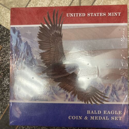 2008 Bald Eagle Coin and Medal Set (EA9) - Sealed from the Mint - Afbeelding 1 van 2