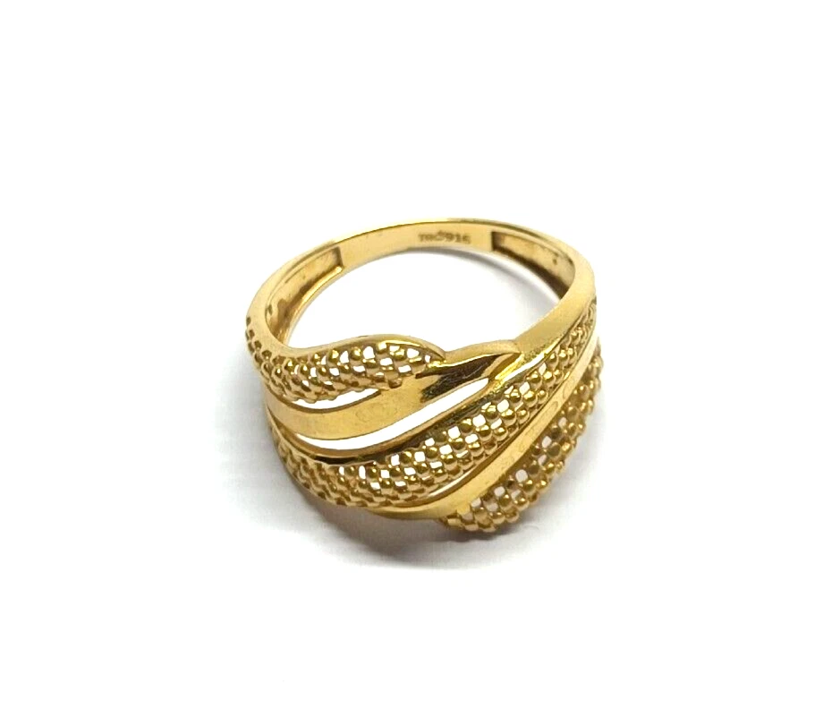 Buy quality DESIGNING FANCY GOLD RING FOR LADIES in Ahmedabad