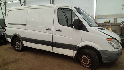 (LOCAL PICKUP ONLY) Passenger Rear Back Door Low Roof Fits 10-18 MERCEDES SPRINT