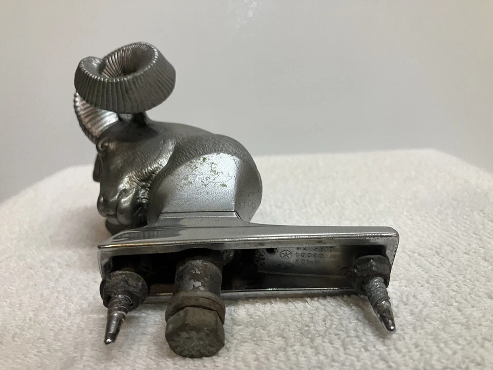 OEM 1981-1993 DODGE RAM HOOD ORNAMENT PICKUP TRUCK RAM CHARGER GENUINE MOPAR - Image 4 of 4