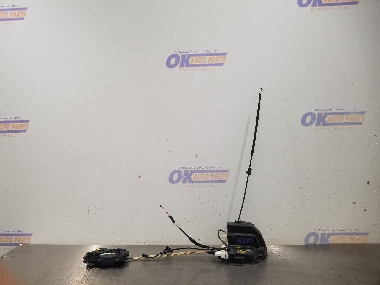 Bentley Continental GT Front Left Door latch P/N 3W3837059