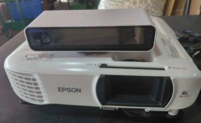 Lightform LF1 - Projection Mapping Device & Projector & Plates