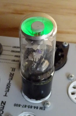 TUNGSRAM UM4 | magisches Auge | very strong ✅ | NOS | magic eye | Röhre Tube - Bild 1 von 4
