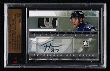 2011-12 ITG Ultimate Memorabilia 11th Edition 2/19 Thomas Hickey Patch Auto 4f5