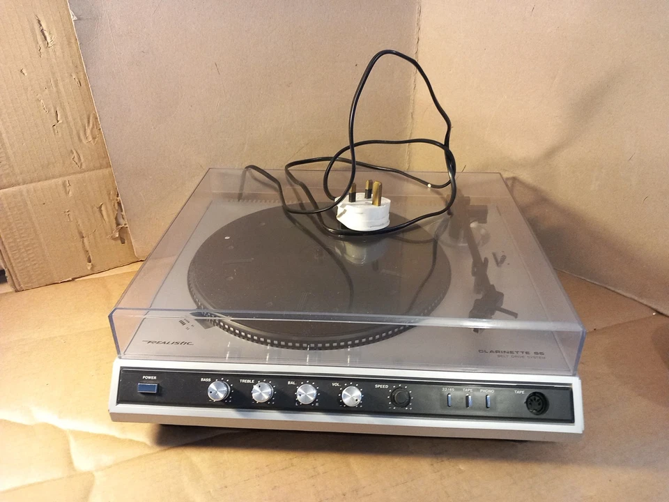 REALISTIC CLARINETTE 65 BELT DRIVE SYSTEM TURNTABLE PLEASE READ  - Image 3 of 4