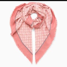 Authentic Gucci Color Pink Scarf with Fringes from Japan Fashion Accessories