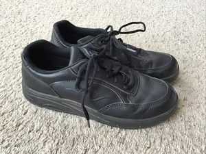 new balance 811 women's