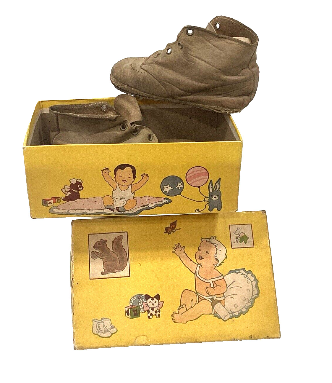 With Cute Graphics Shoe Box 1930 Yellow Box