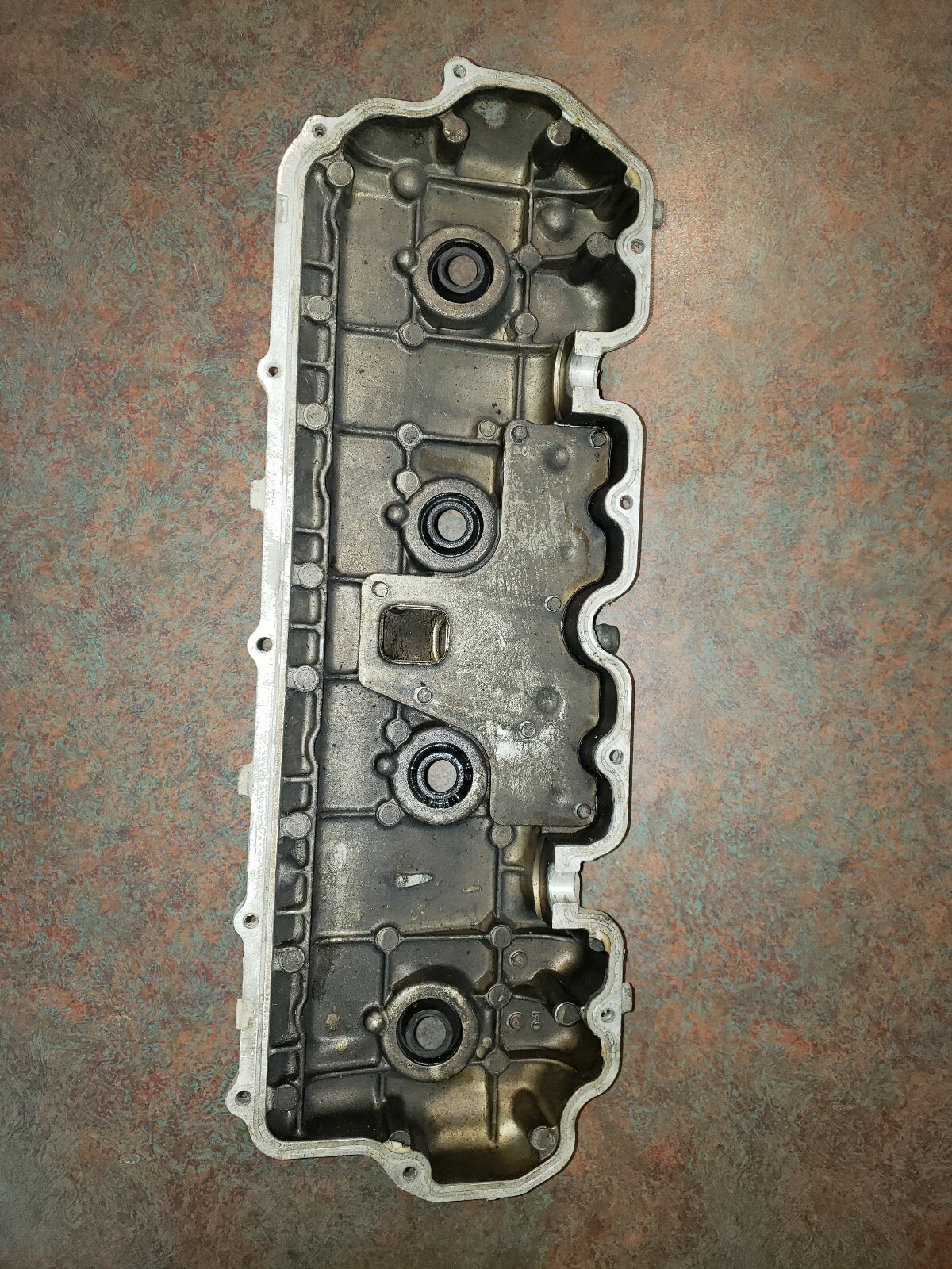 20012004 DURAMAX LB7 PASSENGER SIDE UPPER VALVE COVER 6.6L DIESEL eBay