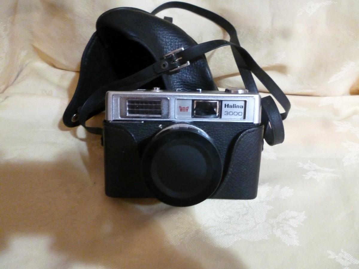 Vintage Halina 3000 camera 35mm with case UK