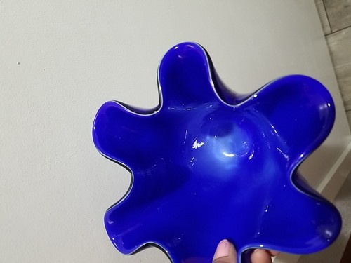 Vintage Art Glass Cobalt Blue Handkerchief Vase Drips 8x8x6 - Picture 10 of 17