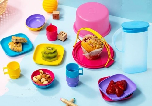 *BRAND NEW – BARGAIN PRICE* TUPPERWARE MINI TEA PARTY SET | eBay