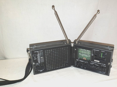 schöne r  sauberer  Sony ICF 7800 Vintage Radio  !!  UKW  Klappbar