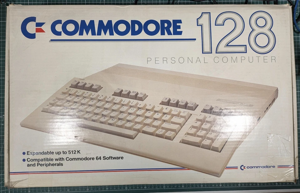 Retrocomputer vingage Commodore 128 - Immagine 3 di 4