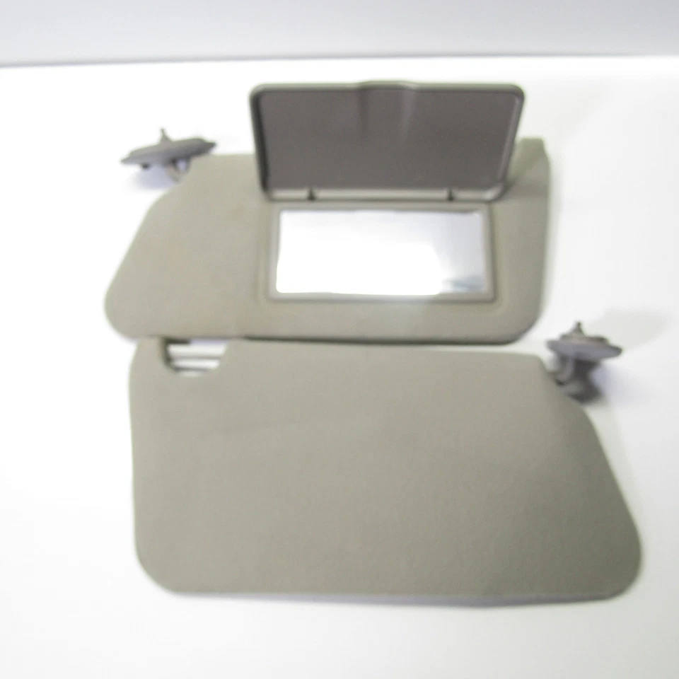 2000-2005 Pontiac Grand Am Gray Sun Visor LH RH Driver Passenger OEM Mirror - Image 3 of 4