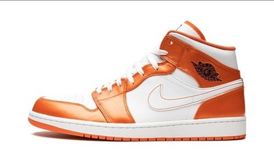   Air Jordan 1   Mid SE 'Electro Orange' DM3531-800 RARE Mens Size 15  