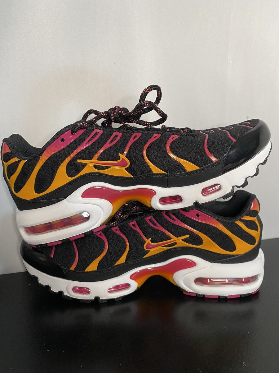 Nike Air Max Plus GS Black Pink White Orange DX9264-001 Size 5.5Y