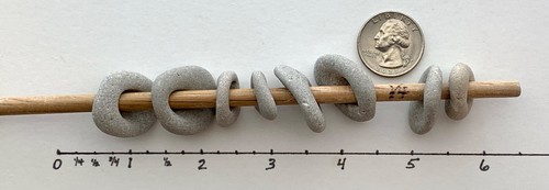 8 Natürliche löchrige Strand Steine Hag Fee Steine Adder Wunsch groß 1/4" Loch Perle #J USA