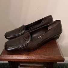 Vintage Salvatore Ferragamo Monogramed Brown Leather Loafers