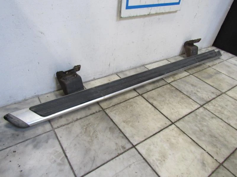 estriberas FORD PICKUP F150 04 05 06 07 08 SOLO RECOGIDA Foto 3 de 3