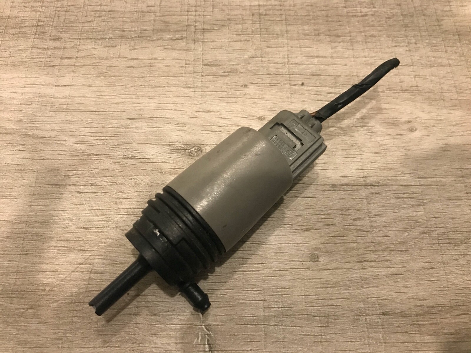 6934159 BMW 3 SERIES Windscreen Washer Pump Motor eBay