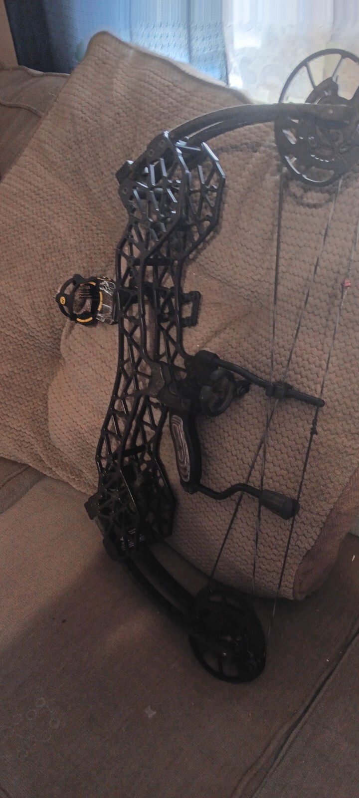 Picture 1 of 3