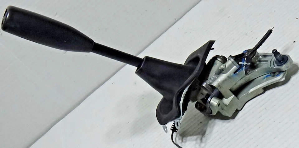 2001-2006 Toyota Tundra Sequoia Steering Column Overdrive Shifter Assembly - Image 3 of 4