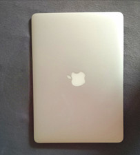 Apple MacBook Air 13" i5 5. Gen 256GB macOS Big Sur Silber Laptop