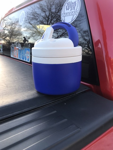 1 2 gallon igloo water jug