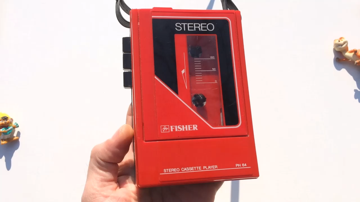 Fisher PH 64 Cassette Player Walkman Kassettenspieler color Red