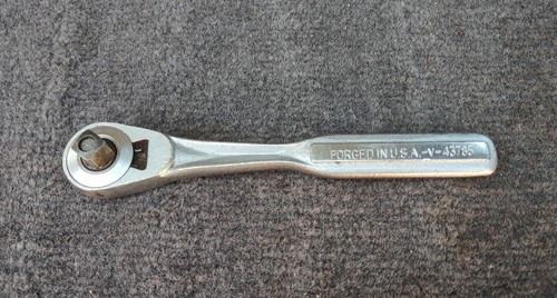 Vintage Craftsman 3/8" Ratchet w/Oil Port 13/16" Spark Plug Socket -V- USA Made - Picture 9 of 13