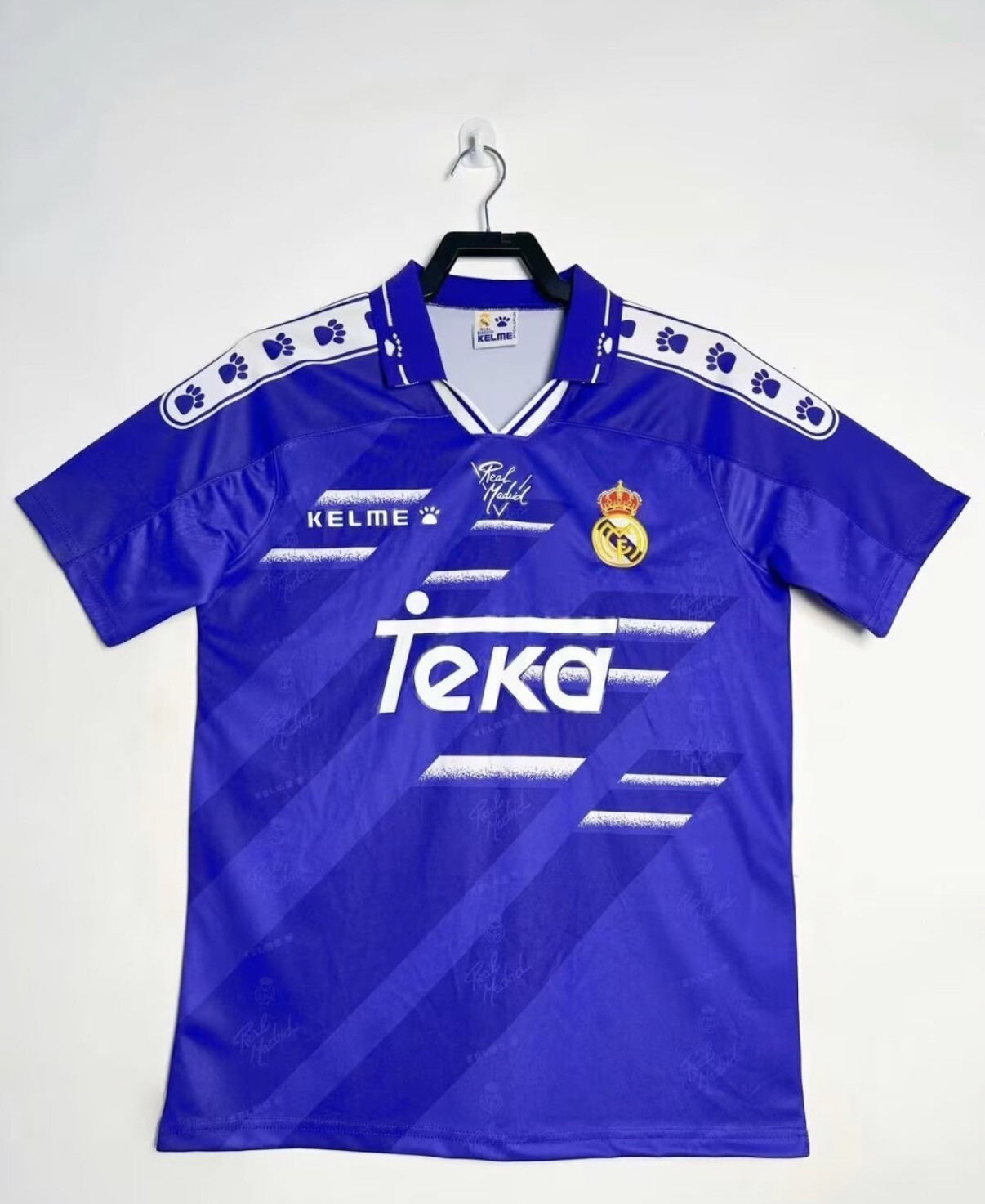 Camiseta Kelme visitante vintage del Real Madrid 95/96/97 L