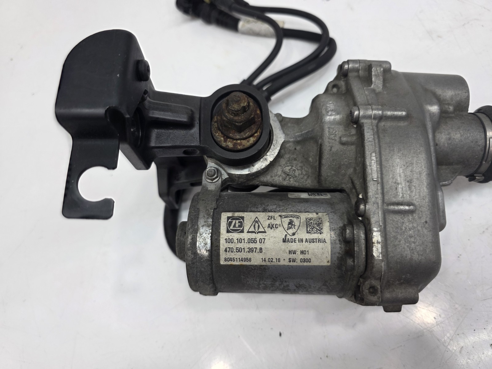 LAMBORGHINI AVENTADOR LP740 LP770 REAR LEFT STEERING GEAR OEM 470501397B