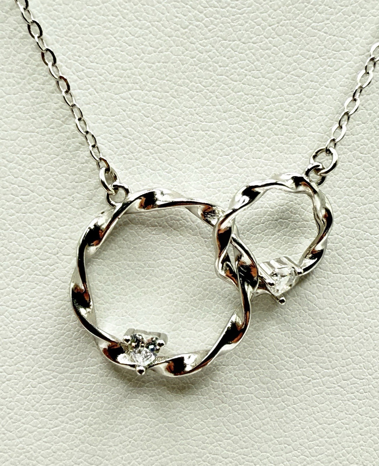 Sterling Silver Interlocking Double Circle Neckla… - image 6