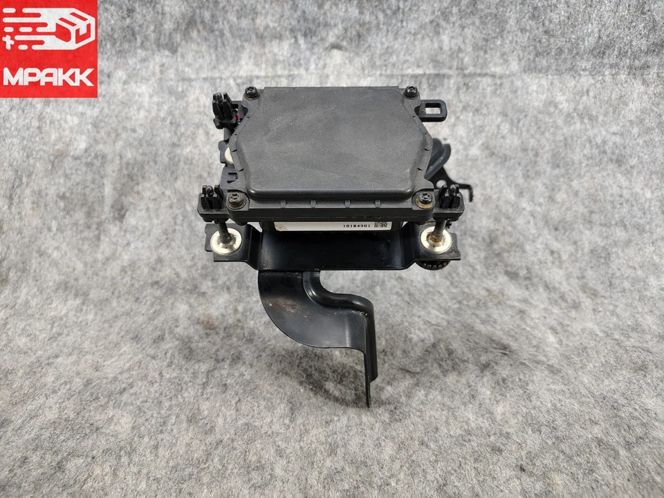 Sensor de distancia de control de crucero radar onda Toyota Sienna 8821045030 2011-2016 OEM Foto 2 de 4