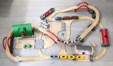 Brio World 33052 Deluxe Railway Wooden Toy Tr...